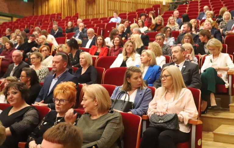 Nagrody Prezydenta Radomia dla wyróżniających się nauczycieli 2025